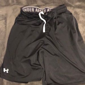 Men’s Under Armour Athletic Shorts - Sm Loose
